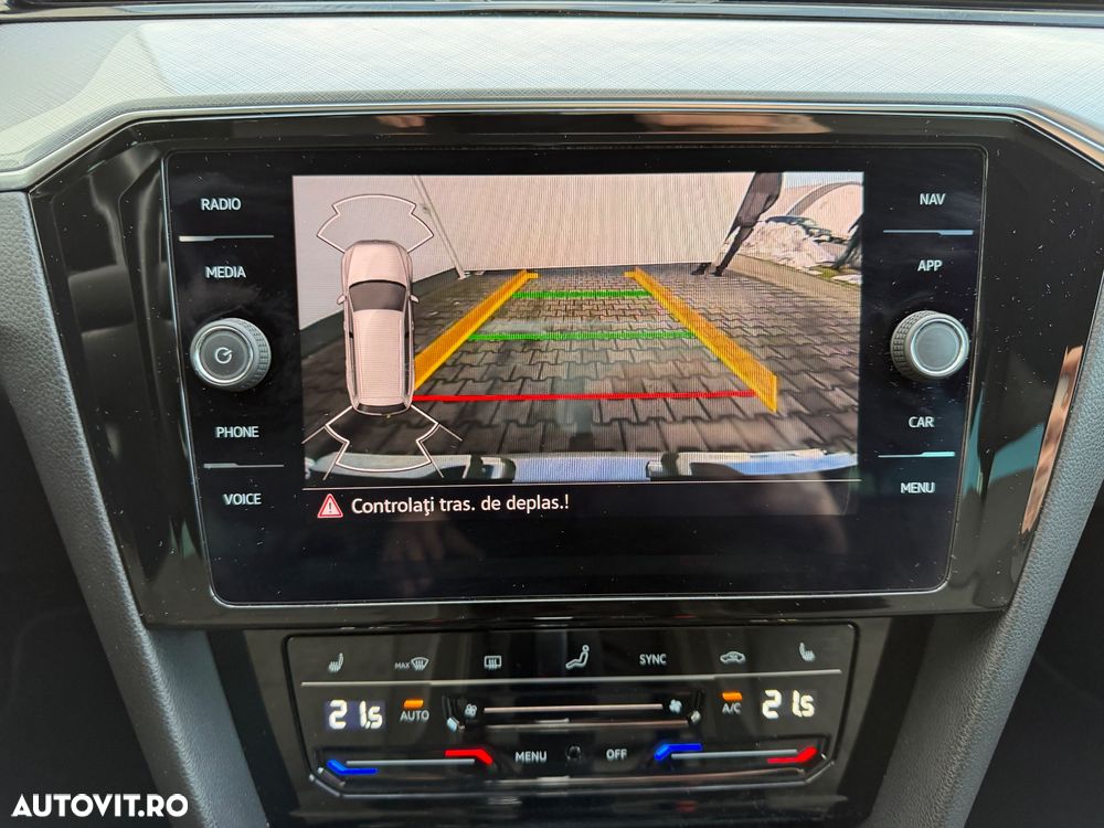 Volkswagen Passat 2.0 TDI SCR DSG 4Motion Elegance - 13