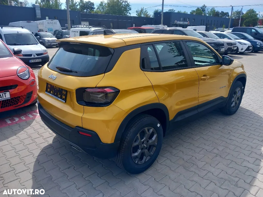 Jeep Avenger 1.2 AT6 Turbo MHEV Longitude - 6