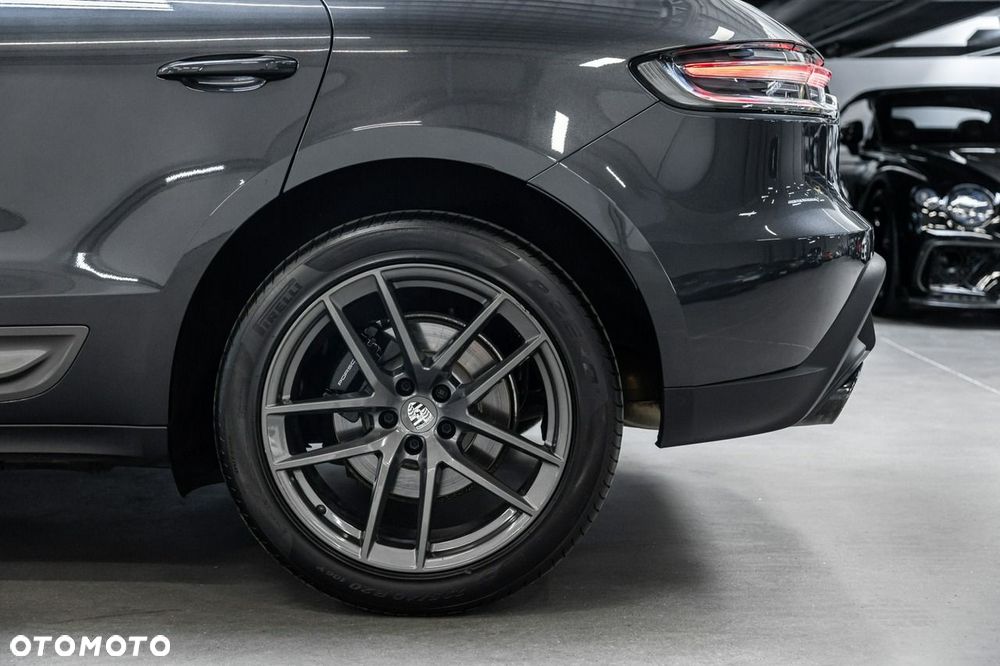 Porsche Macan T - 17