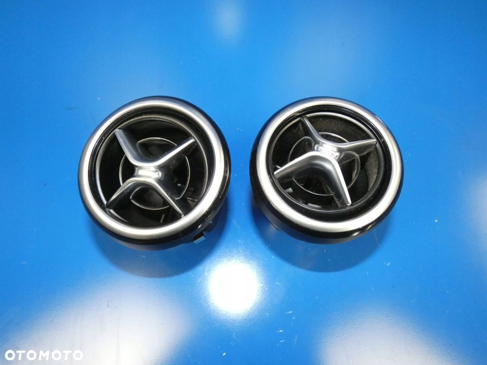 MERCEDES B KLASA W246 KRATKA NAWIEWU - 1