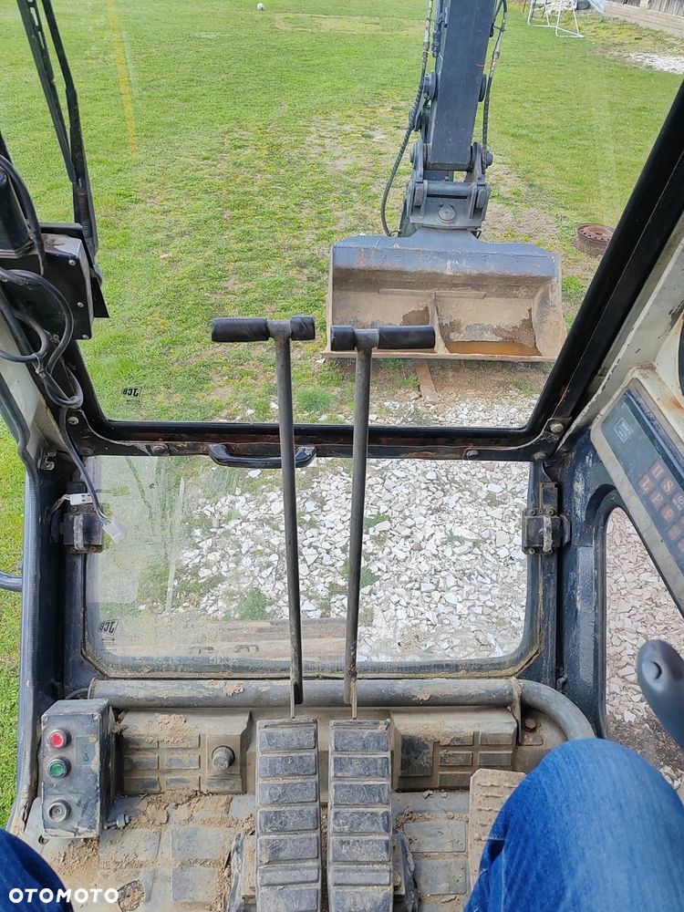 JCB JS150 - 13