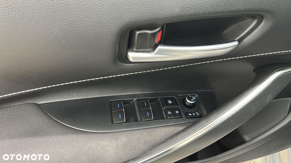 Toyota Corolla 1.8 Hybrid Comfort - 14