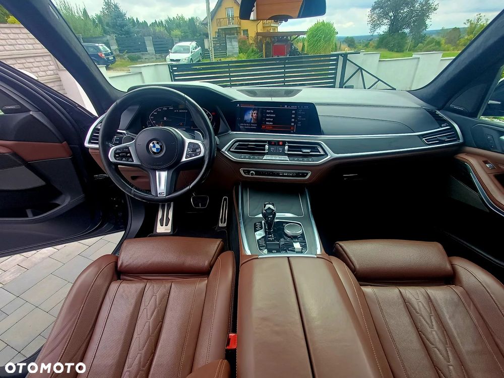 BMW X7 - 32