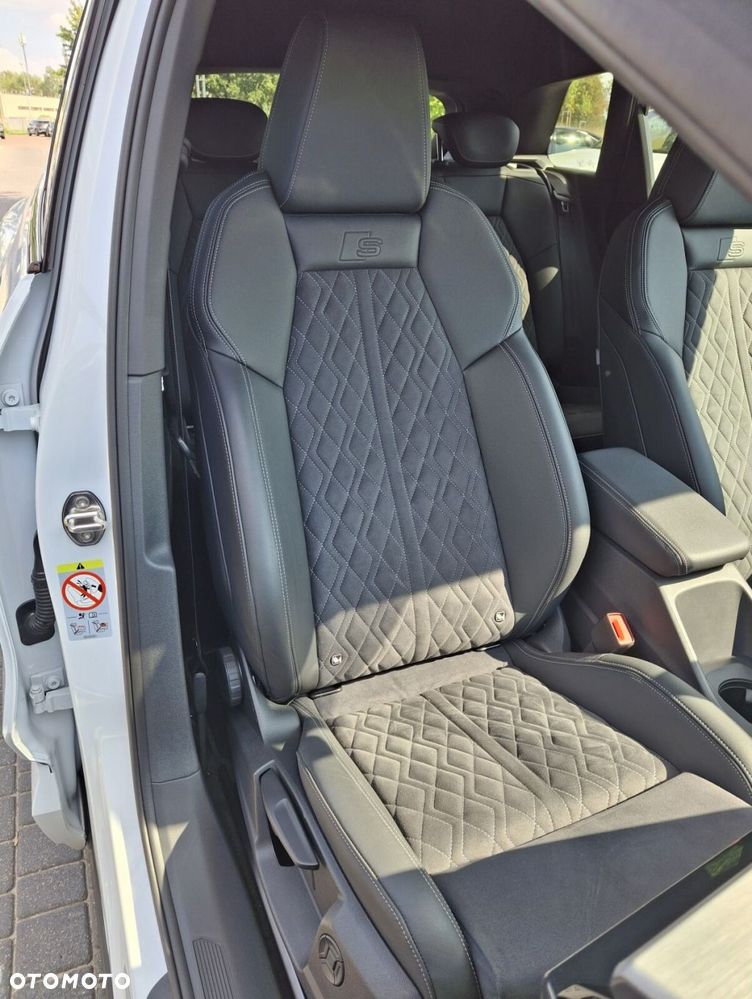 Audi Q4 e-tron - 17