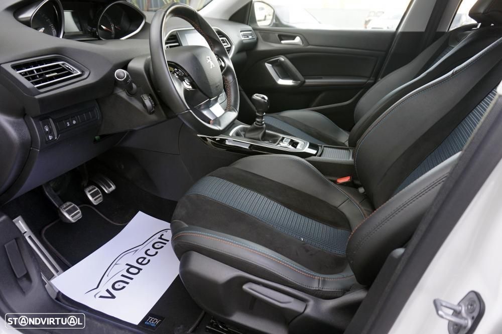 Peugeot 308 1.2 PureTech GT - 8