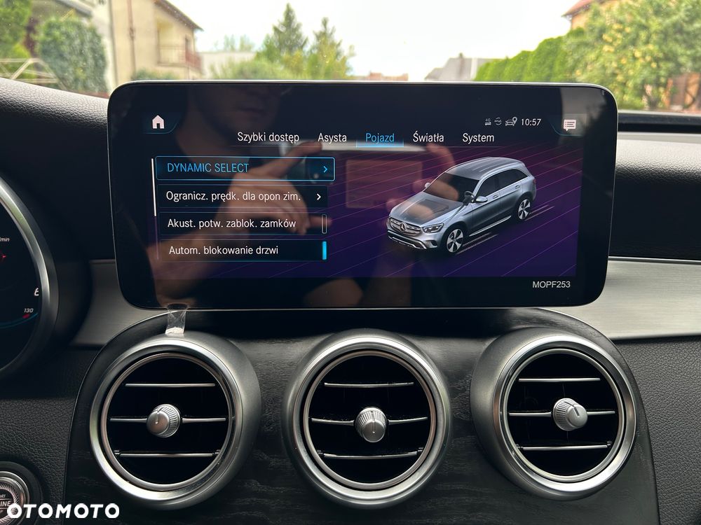 Mercedes-Benz GLC 200 d 4-Matic Business Edition - 23