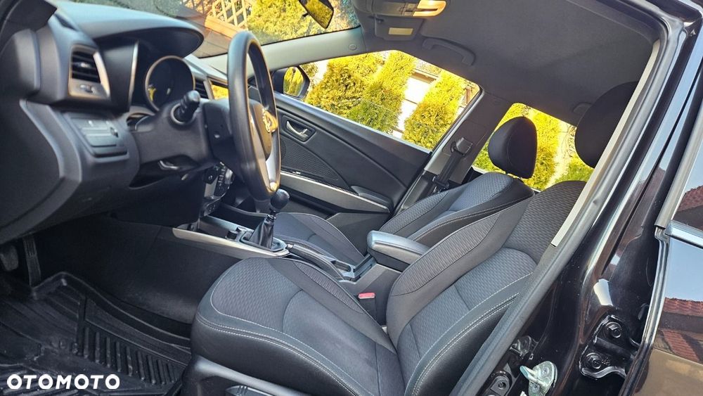 SsangYong/KGM Tivoli - 15