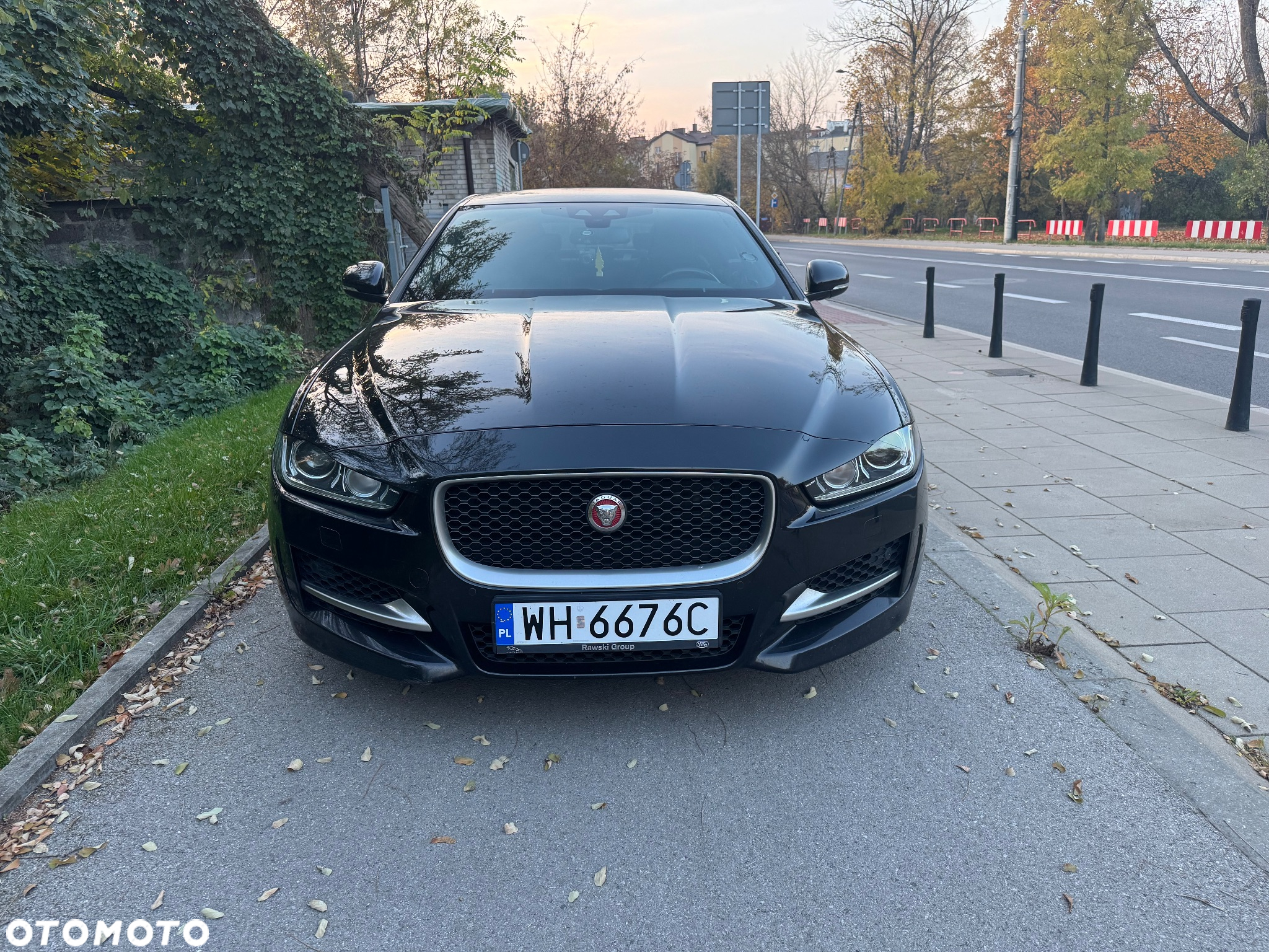 Jaguar XE 2.0 D R-Sport - 2