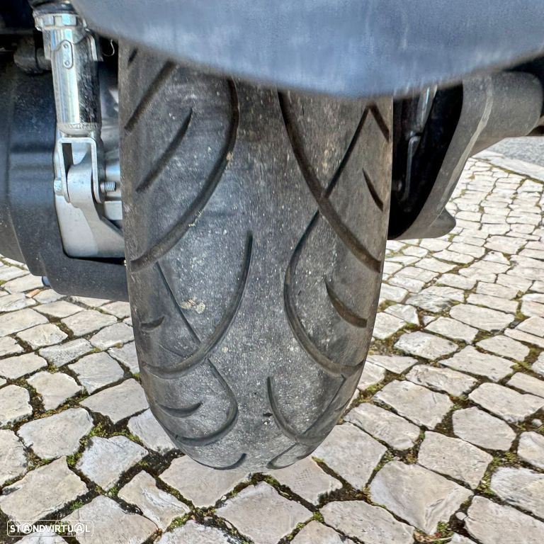 Sym Cruisym 300 - 30