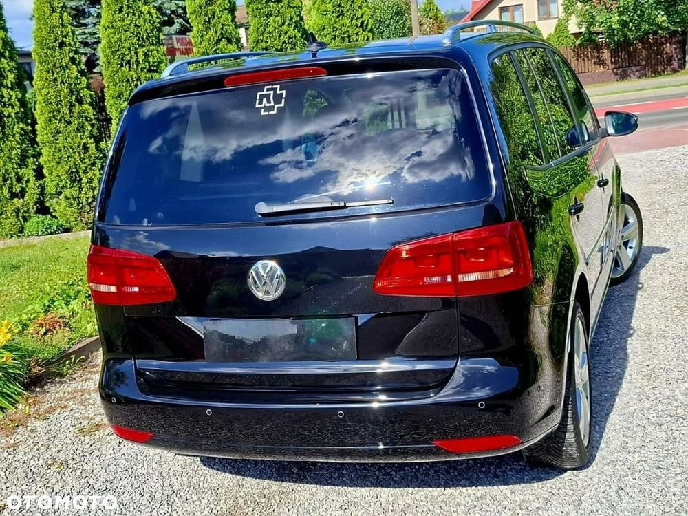Volkswagen Touran 2.0 TDI DPF Highline DSG - 9