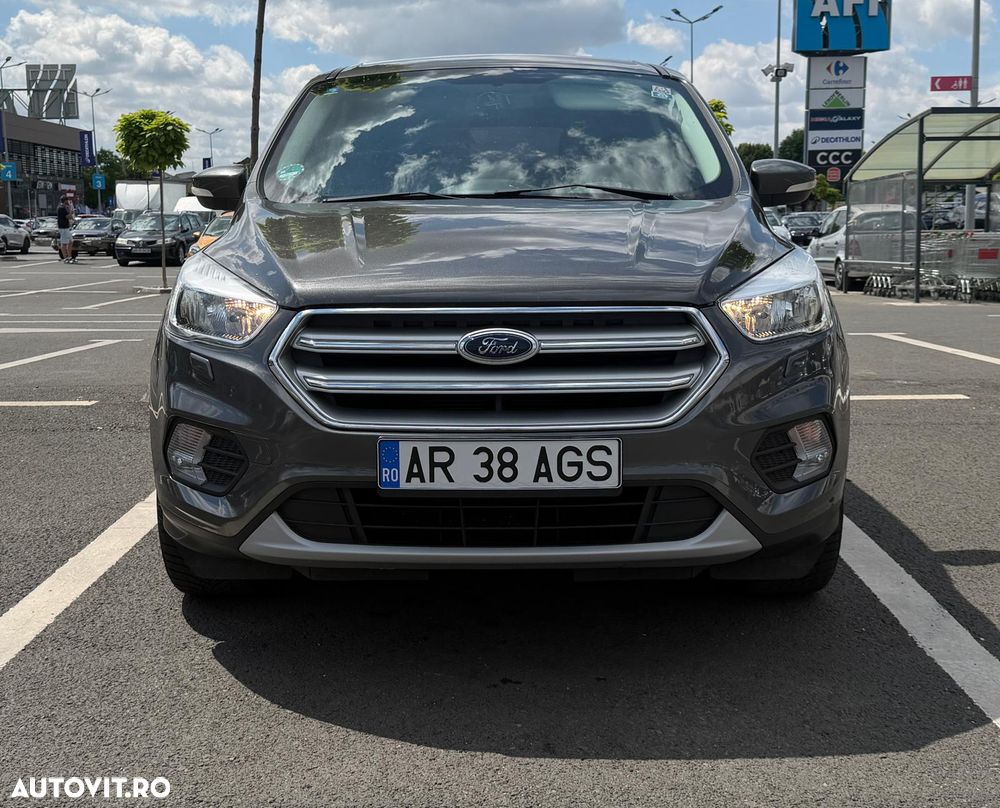 Ford Kuga - 2