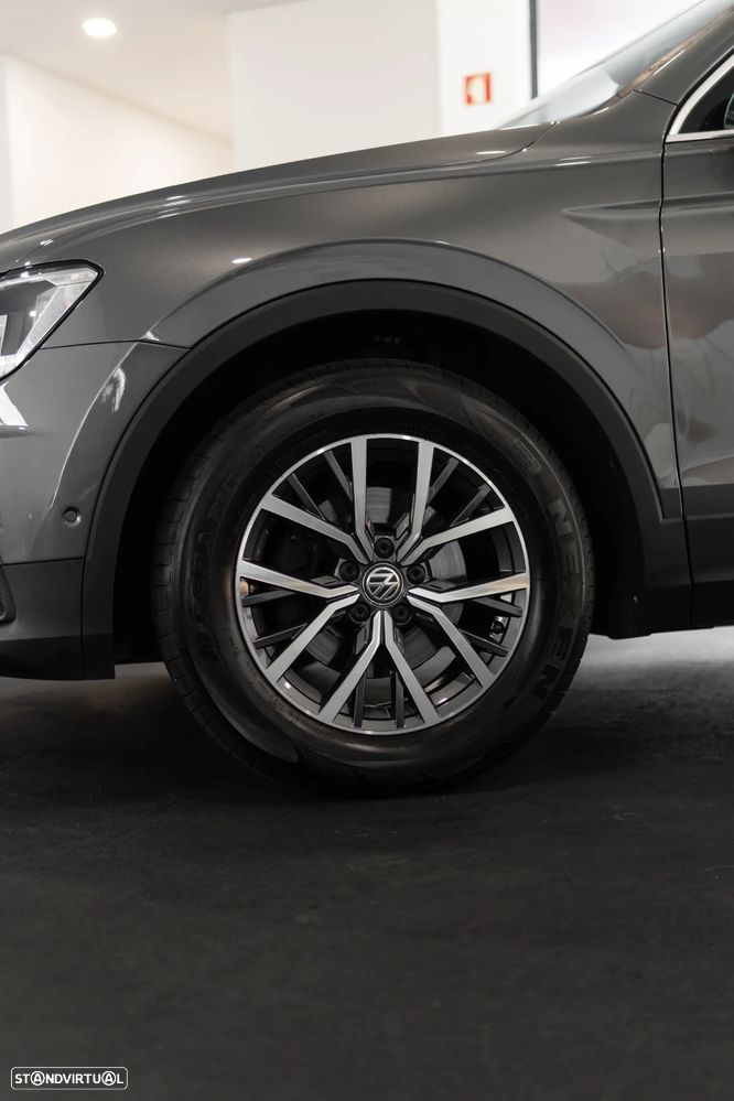 VW Tiguan 2.0 TDI Confortline - 7