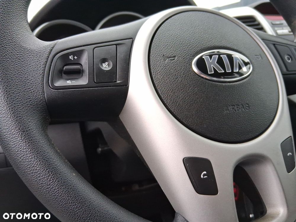 Kia Venga 1.4 M - 23