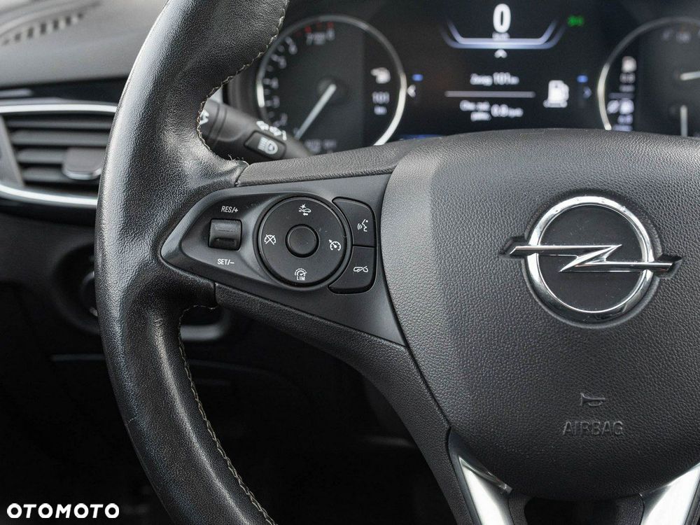 Opel Astra 1.4 T Elegance S&S - 17