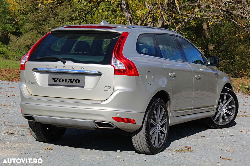 Volvo XC 60 D5 AWD Geartronic Summum - 5