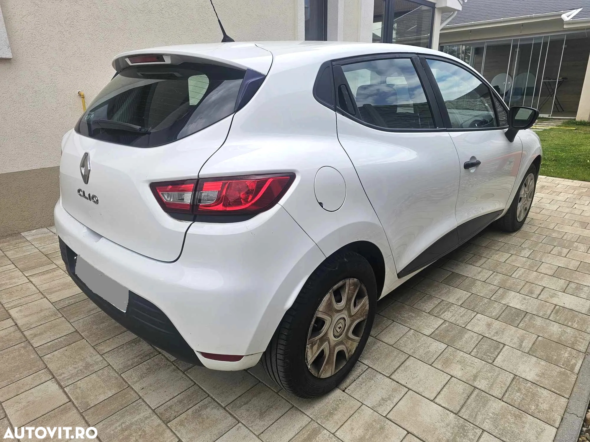Renault Clio (Energy) dCi 90 Start & Stop INTENS - 10