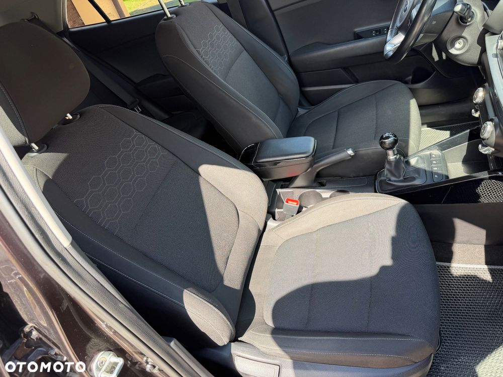 Kia Rio 1.2 Spirit - 17
