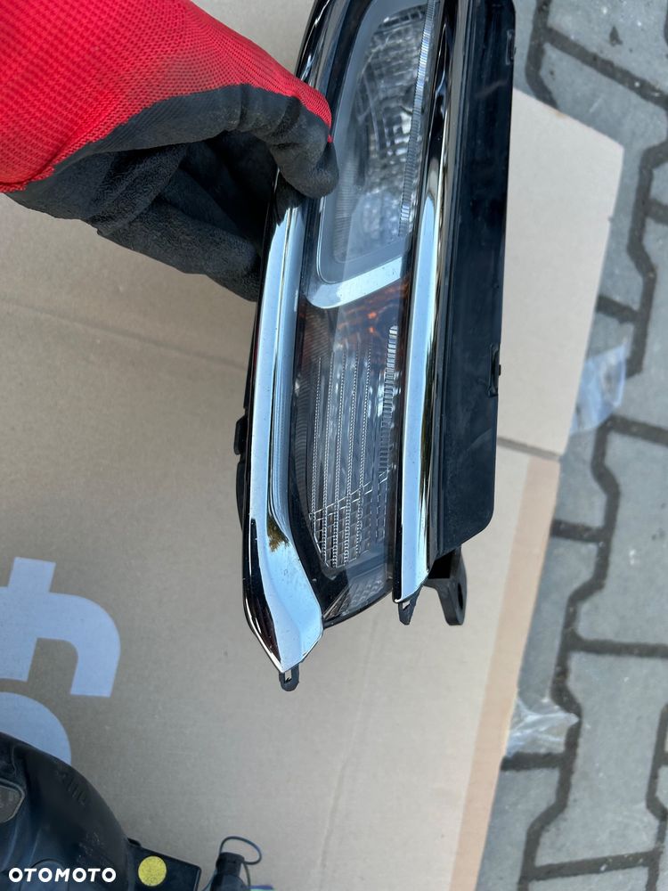 Citroen C3 III halogen lewy lampa górna zwykła 9820877980  9820878080 - 8