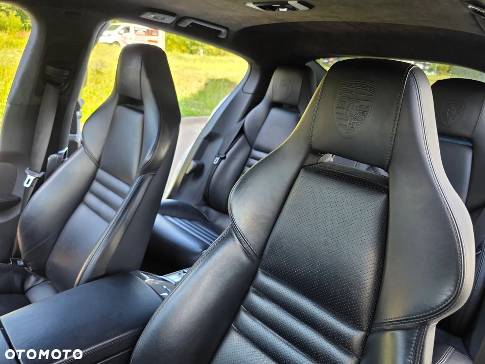 Porsche Panamera Turbo - 20