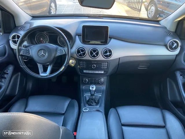 Mercedes-Benz B 180 CDI Urban - 9