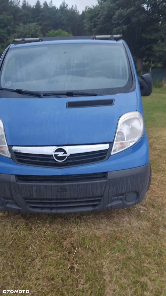 Opel Vivaro - 1