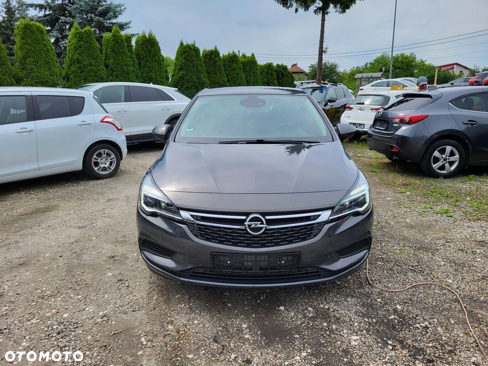 Opel Astra 1.4 Turbo Innovation - 9