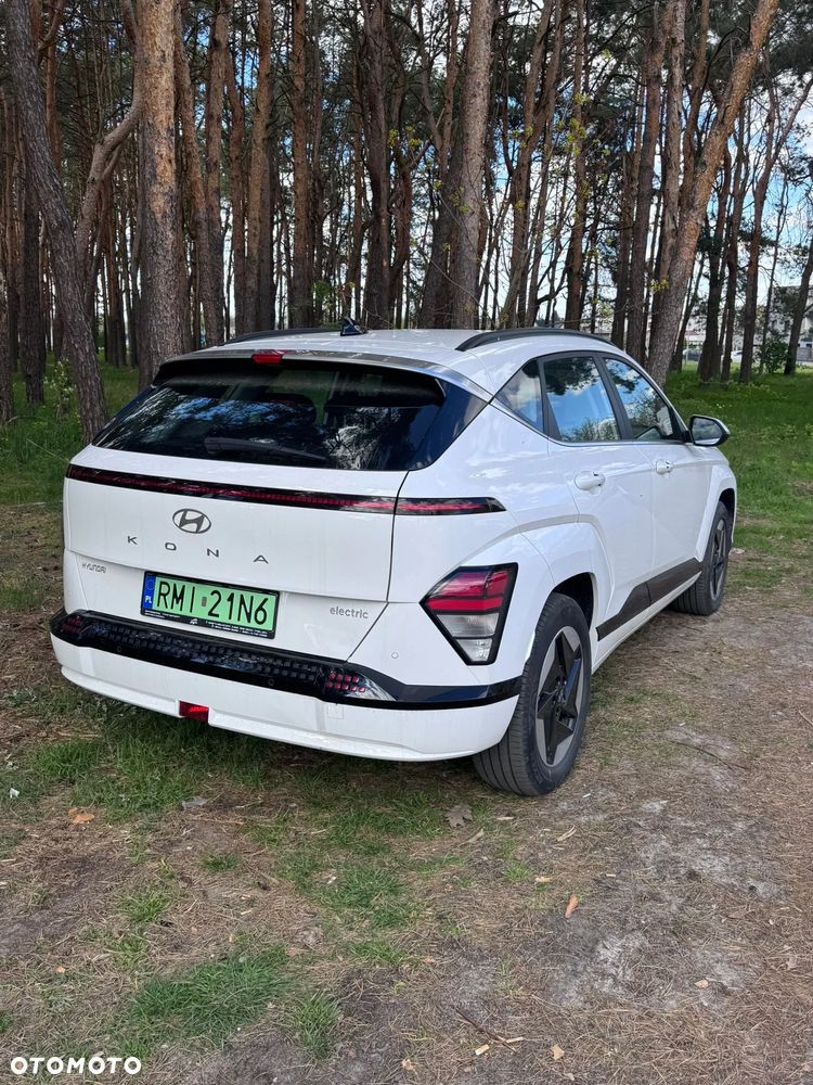 Hyundai Kona - 4