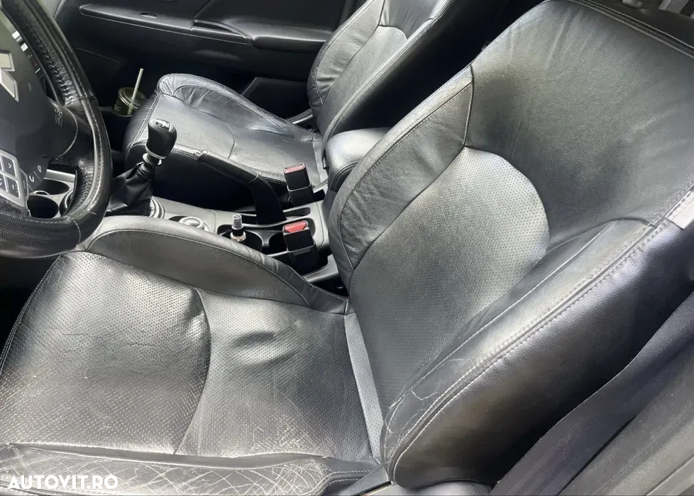 Mitsubishi ASX - 7