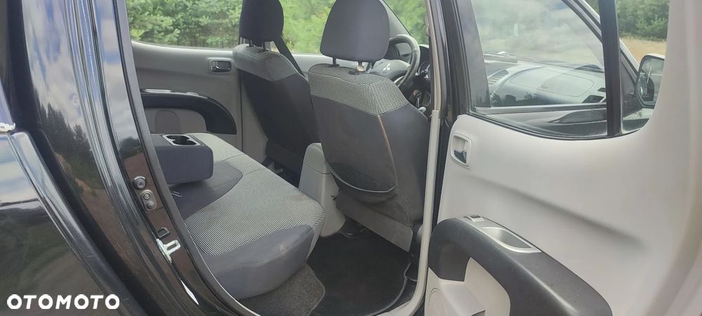 Mitsubishi L200 - 6