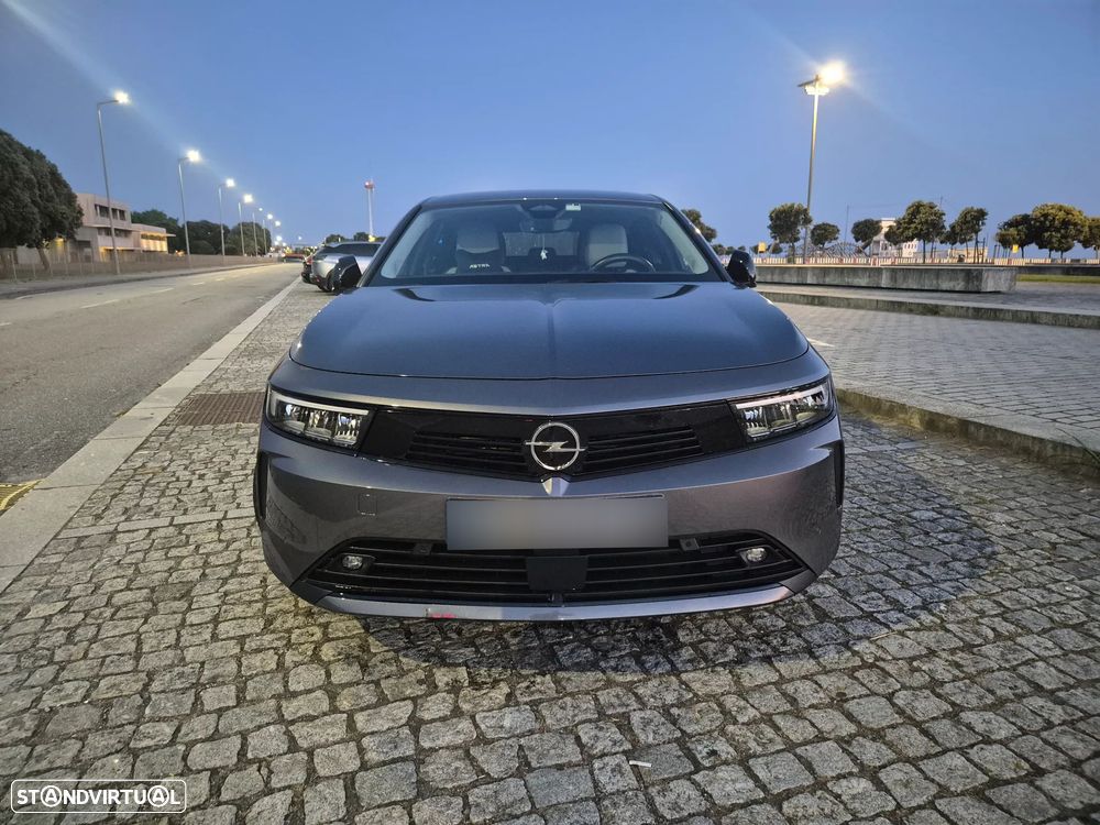 Opel Astra 1.2 T Elegance - 9