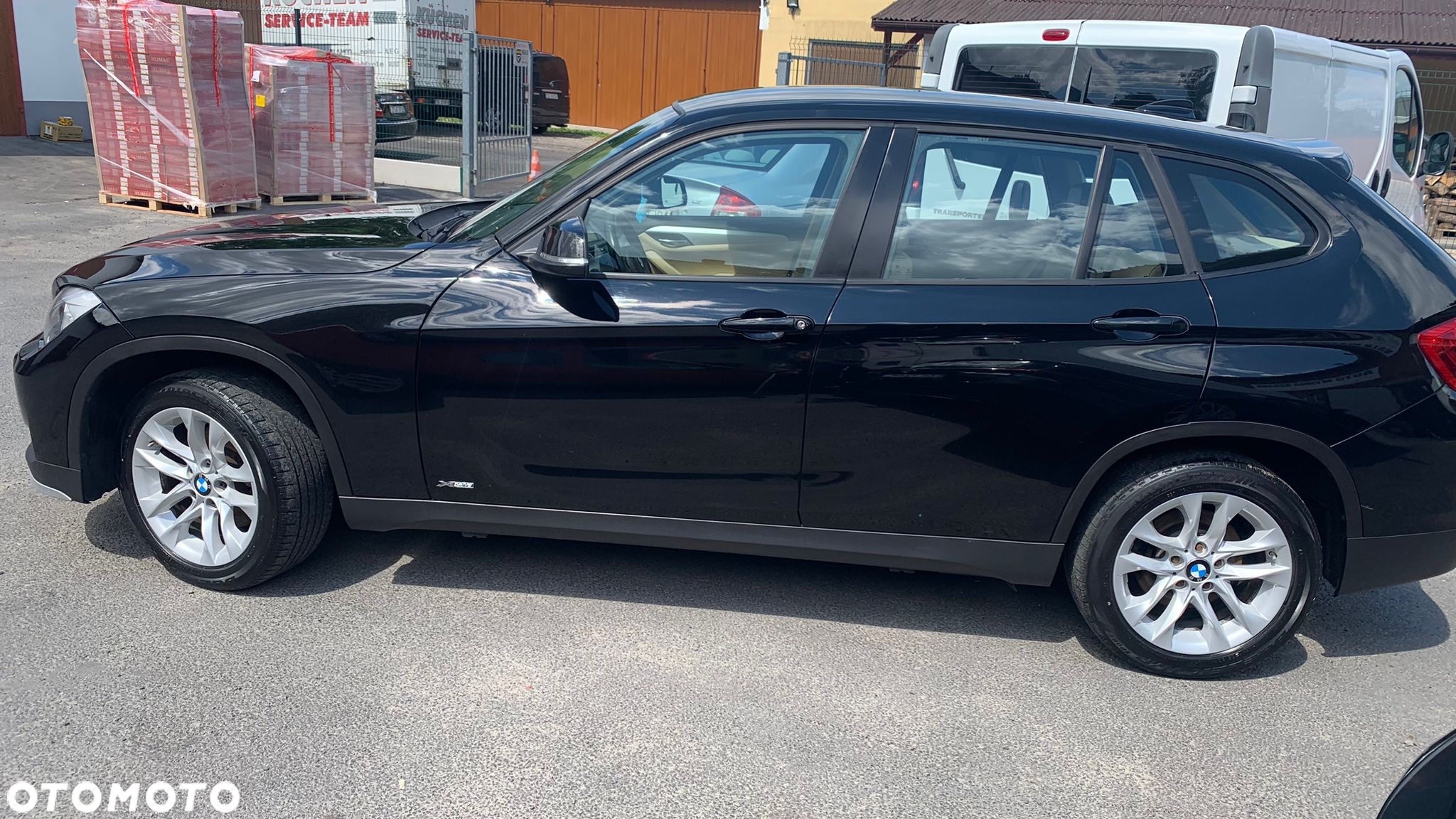 BMW X1 - 16