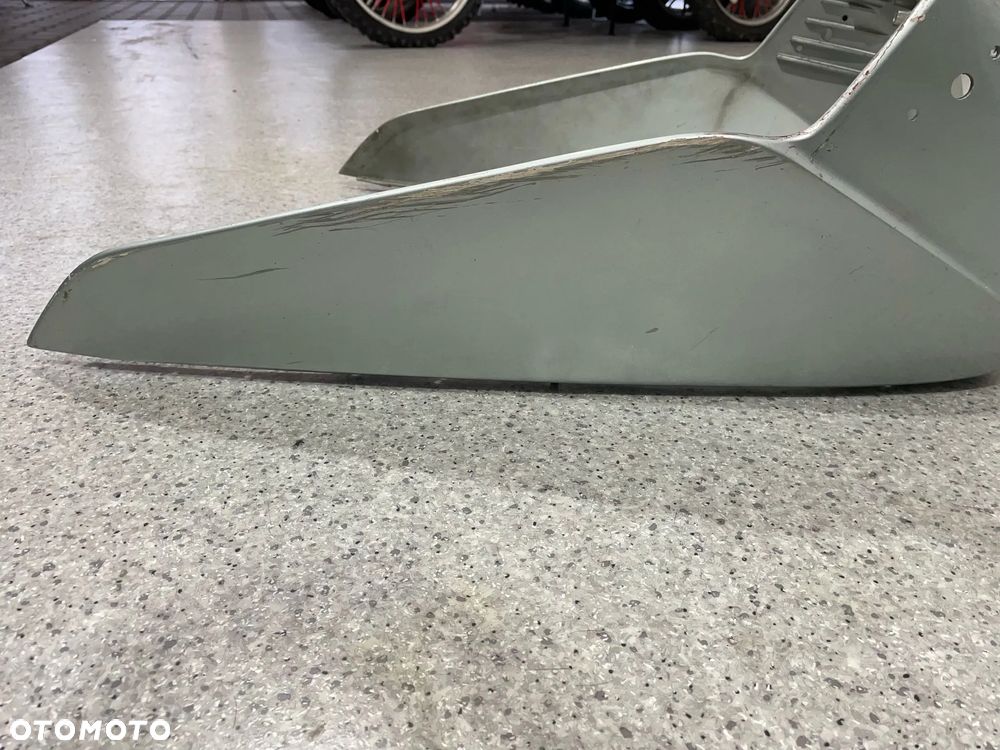 plastik/czaszka/pokrywa górna BMW K100 RS (nr1227) - 11