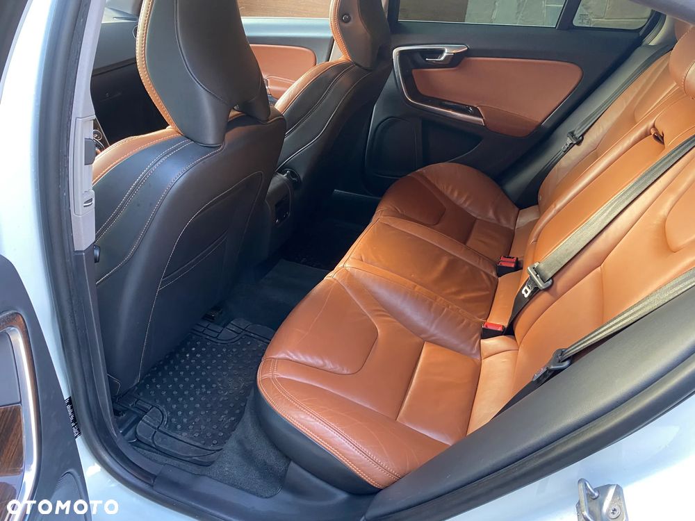 Volvo S60 2.5 T5 AWD - 12