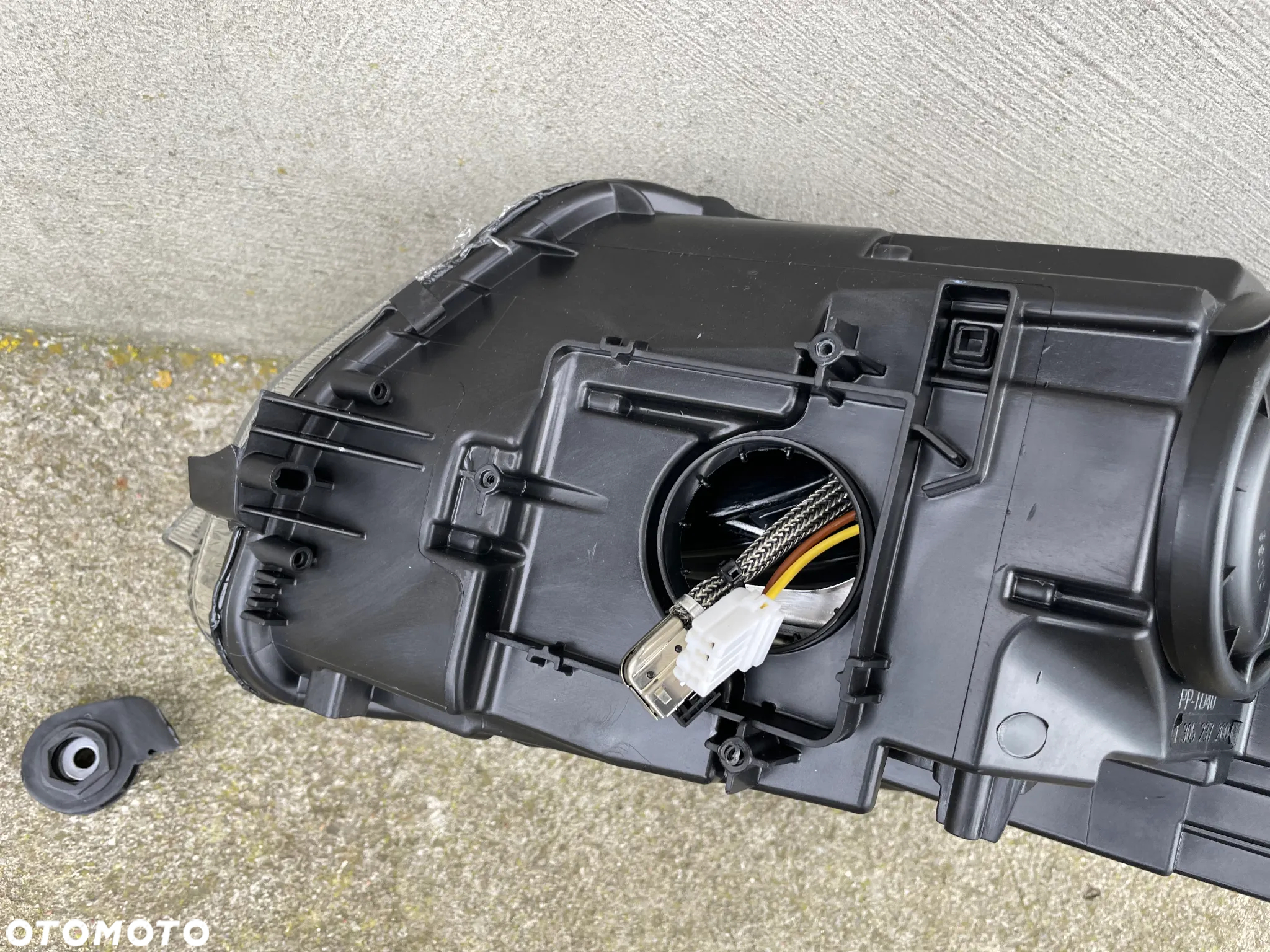 LAMPA PRZEDNIA PRAWA SKODA OCTAVIA III 2012-2017 - NOWA AL BI-XENON - 3