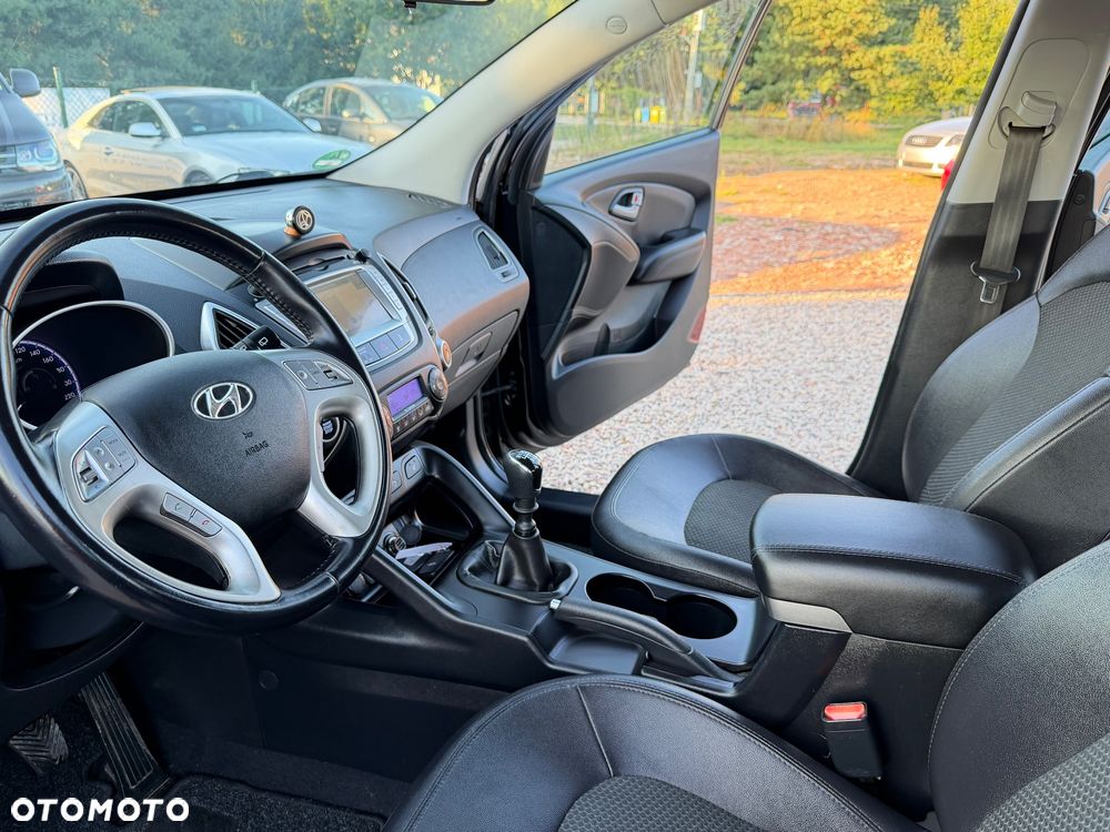 Hyundai ix35 1.7 CRDi 2WD blue Style - 15