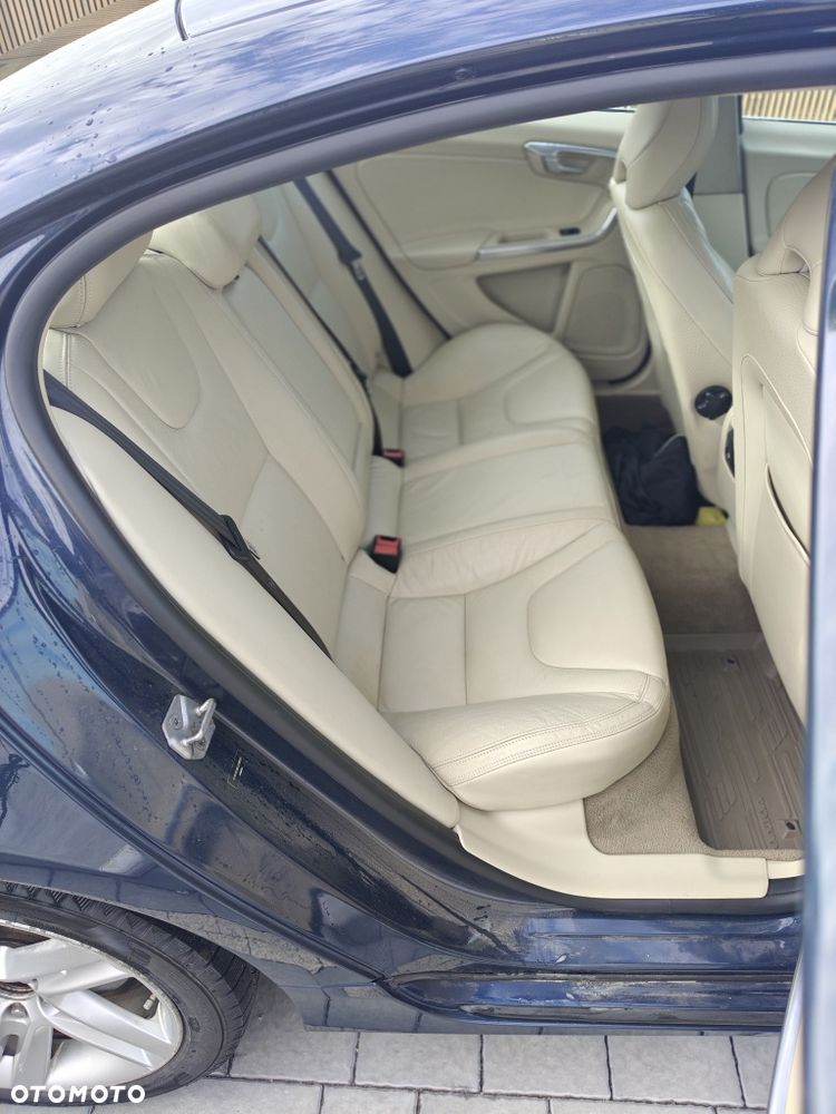 Volvo S60 - 7