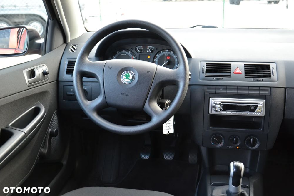 Skoda Fabia 1.2 HTP Comfort - 19