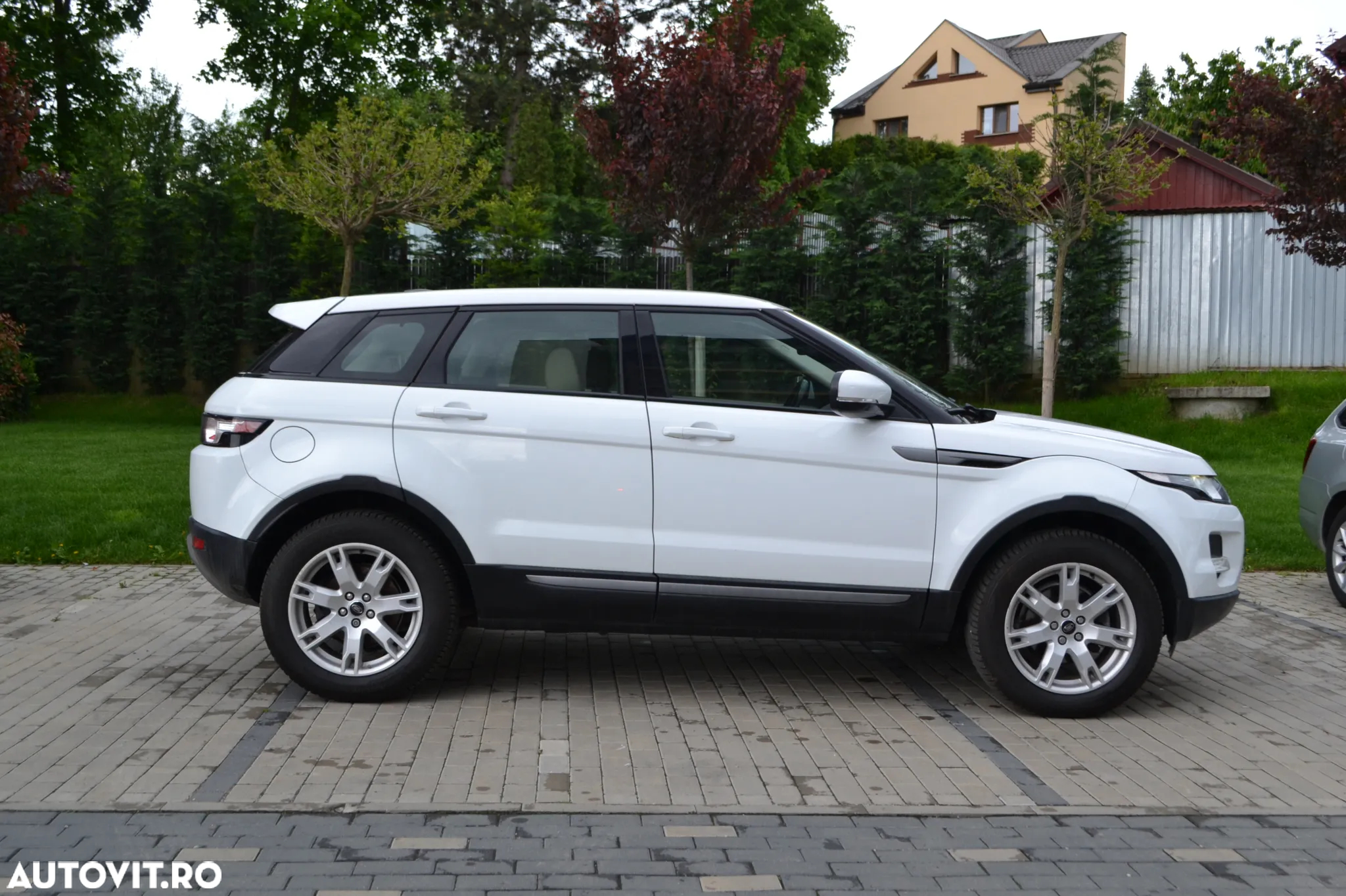 Land Rover Range Rover Evoque 2.2 SD4 Dynamic - 4