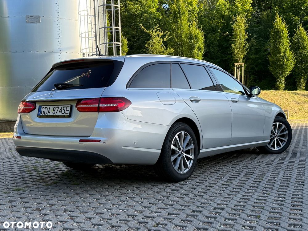 Mercedes-Benz Klasa E 300 d 9G-TRONIC Exclusive - 10