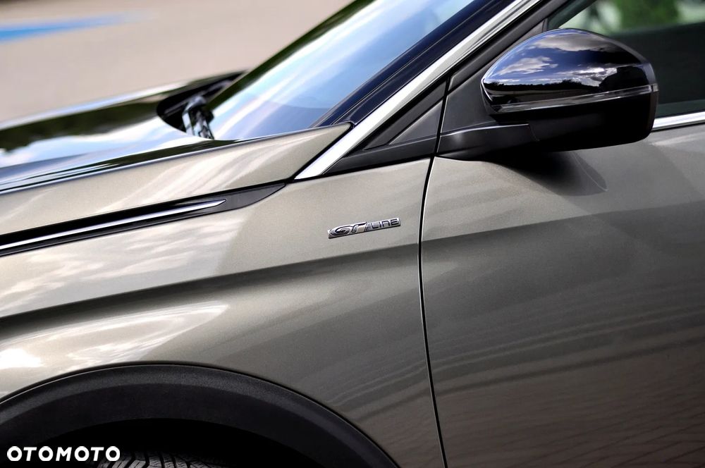Peugeot 3008 1.2 PureTech Allure S&S EAT6 - 8