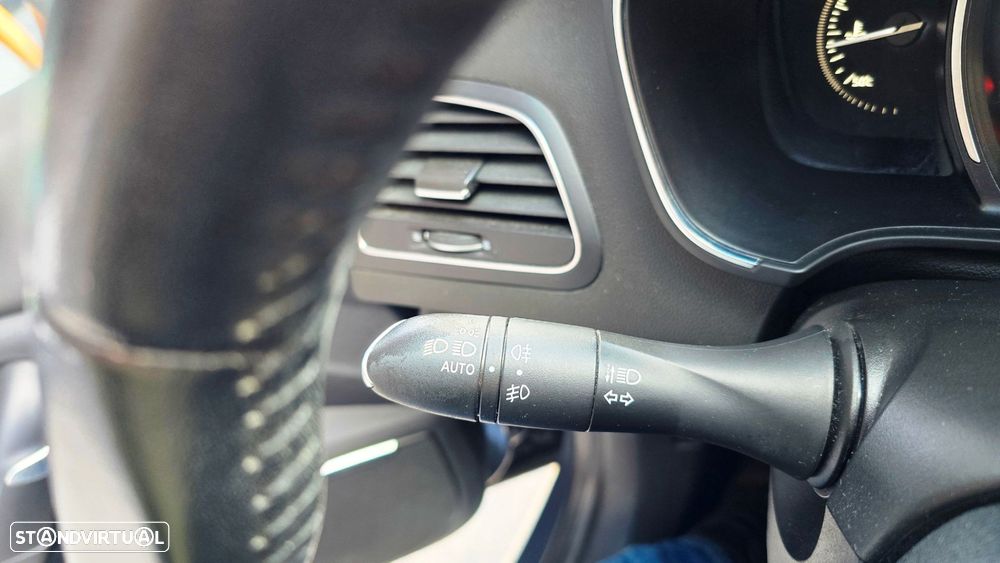 Renault Mégane 1.6 dCi Intens - 16