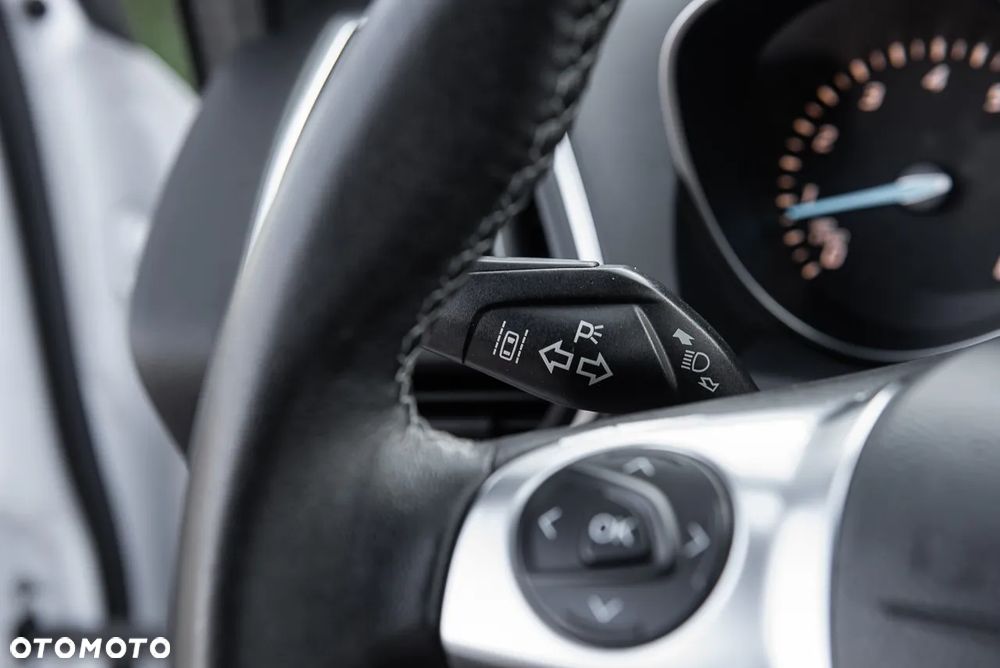 Ford Kuga 1.5 EcoBoost 4WD Titanium - 27