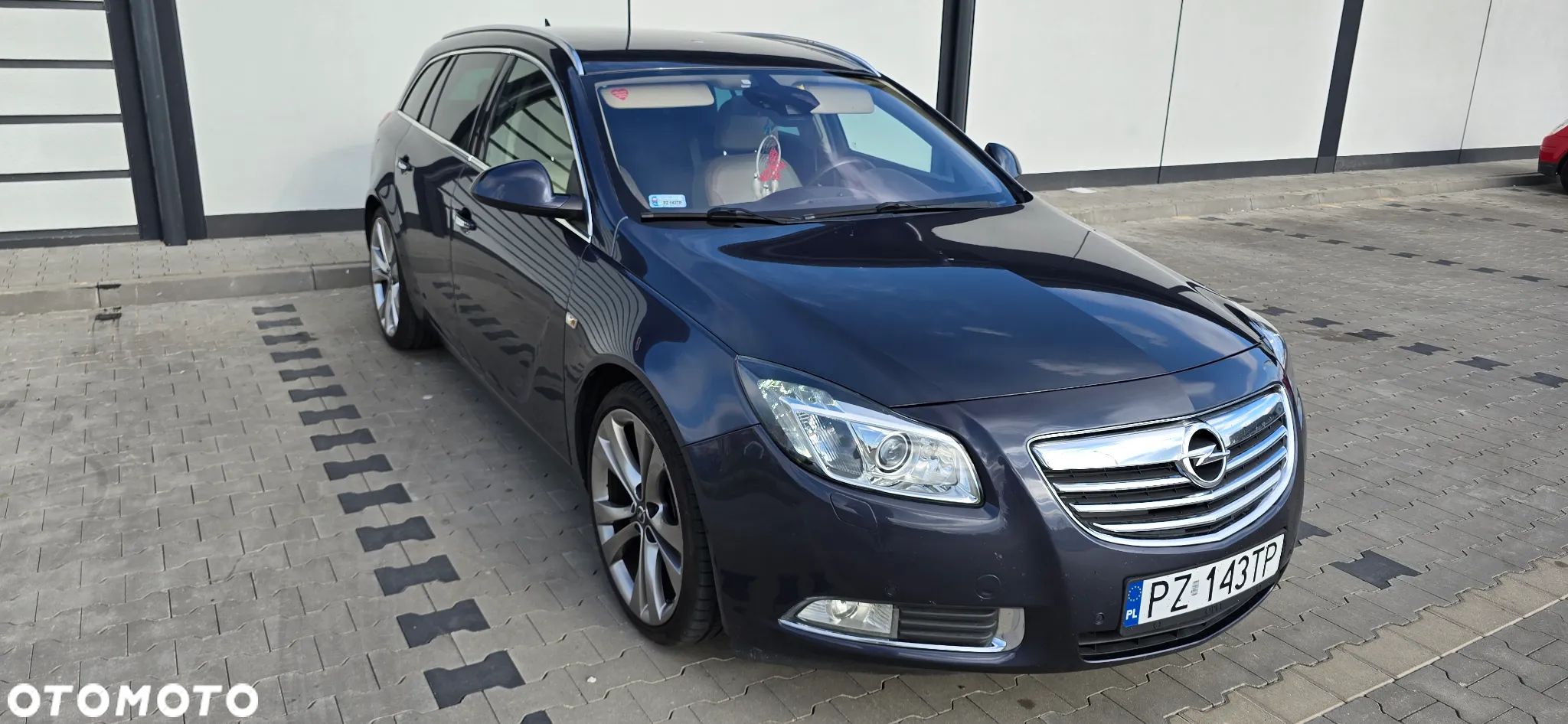 Opel Insignia 2.0 CDTI Sports Tourer - 1