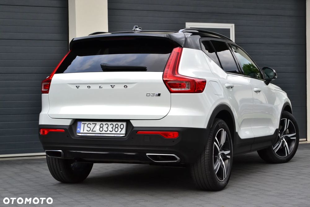 Volvo XC 40 D3 AWD R-Design - 26