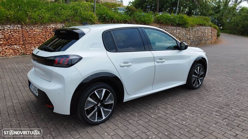 Peugeot e-208 50 kWh GT - 8