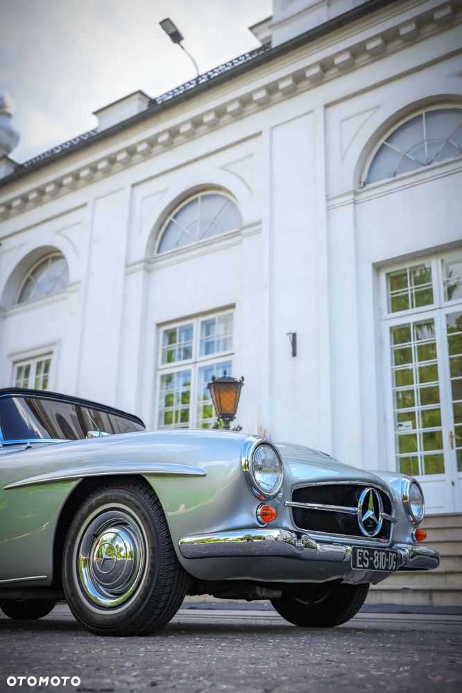 Mercedes-Benz SL - 13