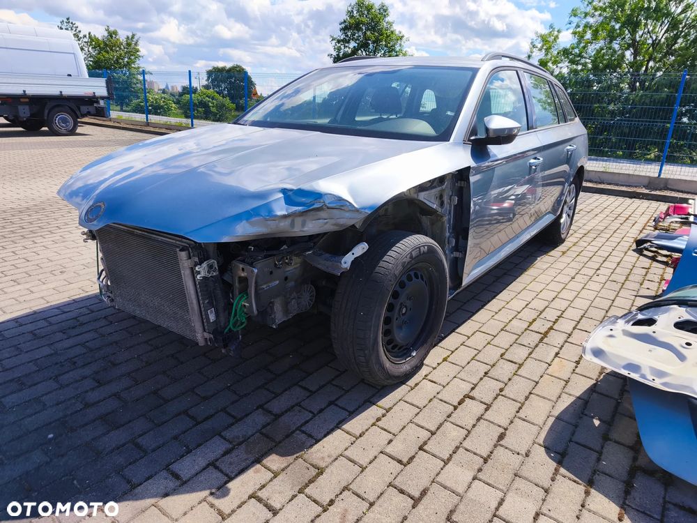 Skoda Superb 1.5 TSI Active DSG - 1