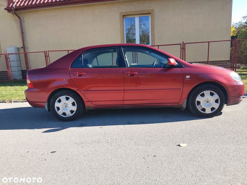 Toyota Corolla - 4