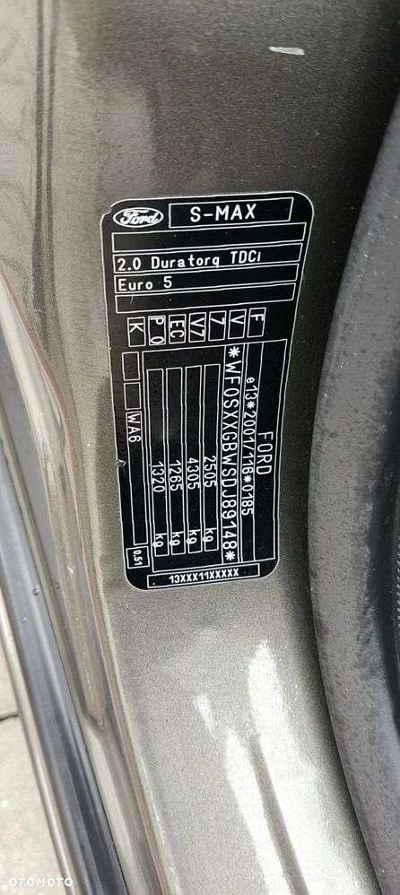 Ford S-Max - 21