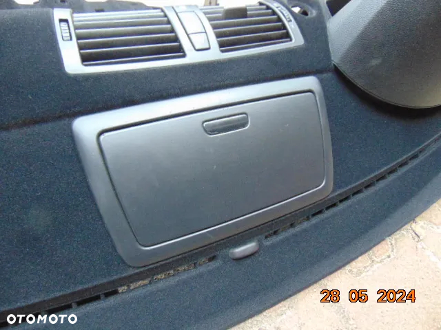 BMW 1 e87 DESKA kokpit KONSOLA euro europejska FLOKowana EUROpa cała OK - 7